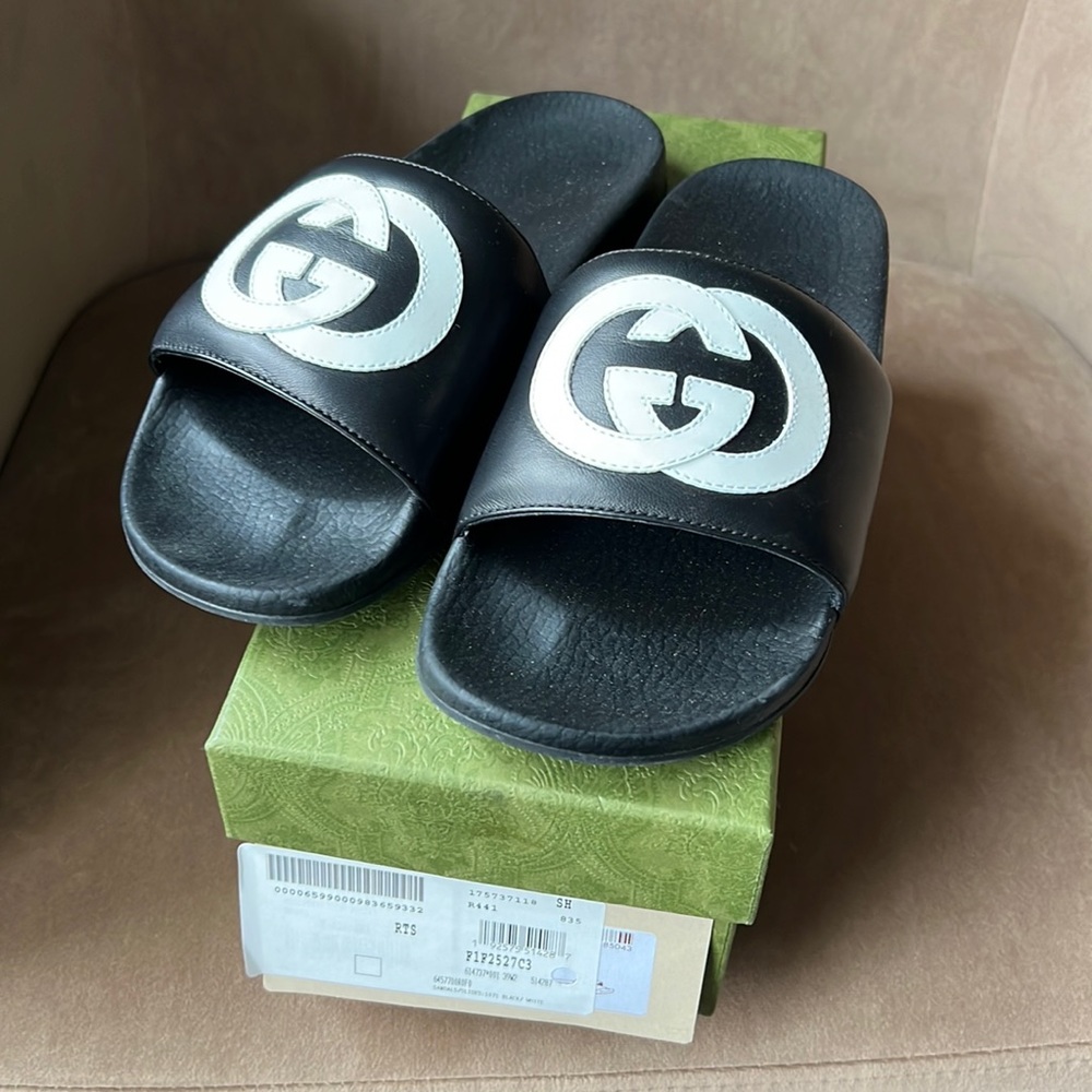 Gucci Pursuit Puffy Slide Women’s Size 9